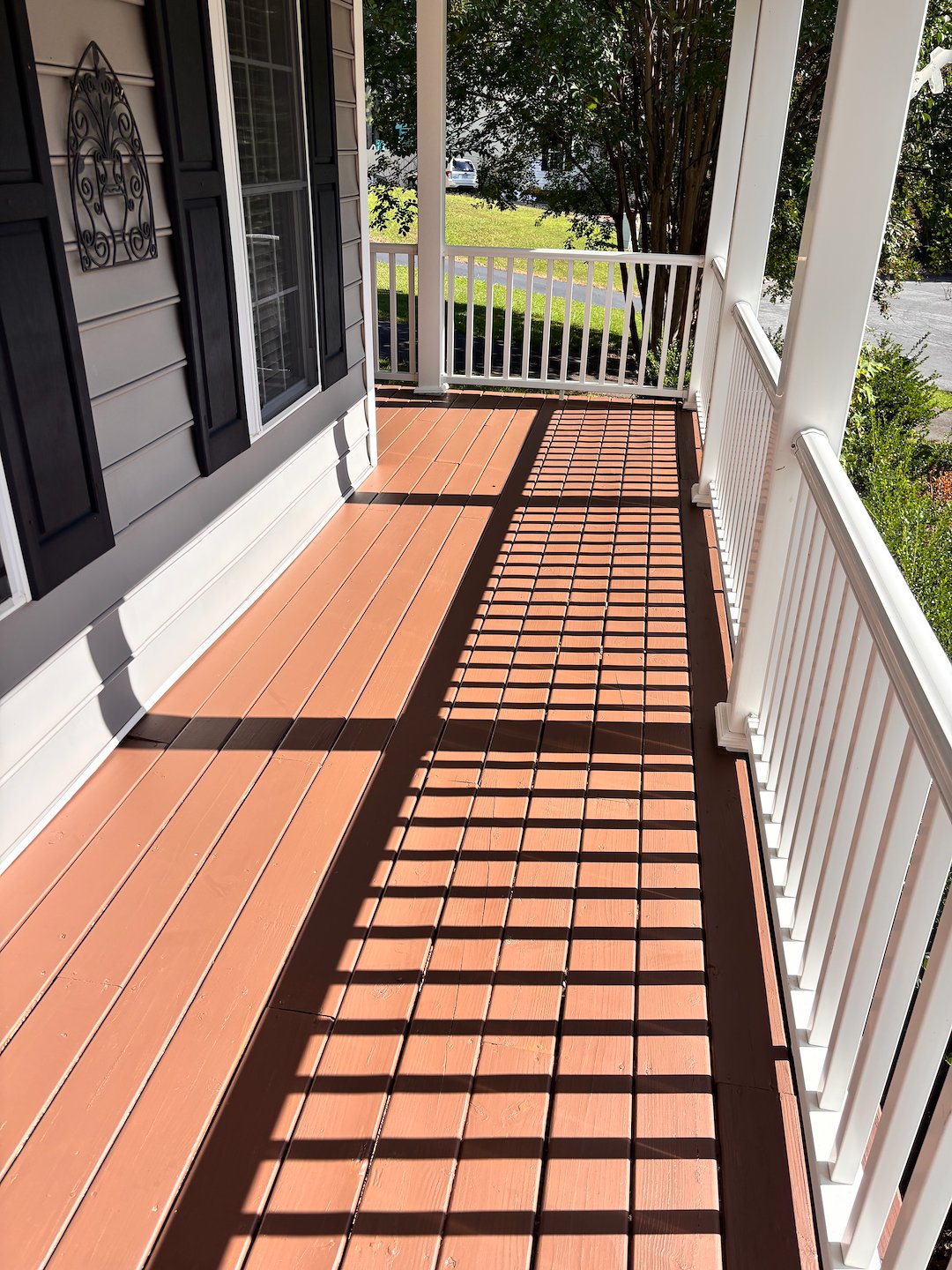 Deck staining Glen allen Thumbnail